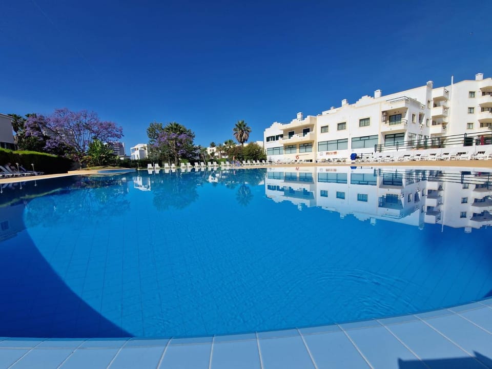 Dunas Alvor with pool view and parking in the city center Apartment in Alvor