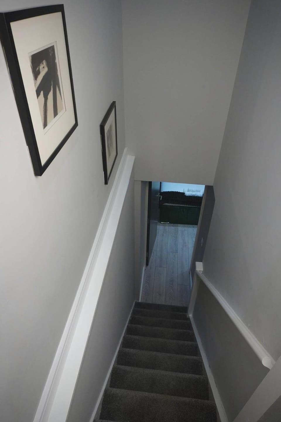 The Noir Suite Luxury City Centre Flat Apartment in Newport
