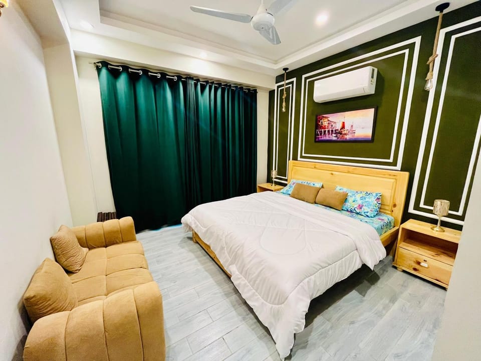 Photo of the whole room, Evening entertainment, fireplace, air conditioner
