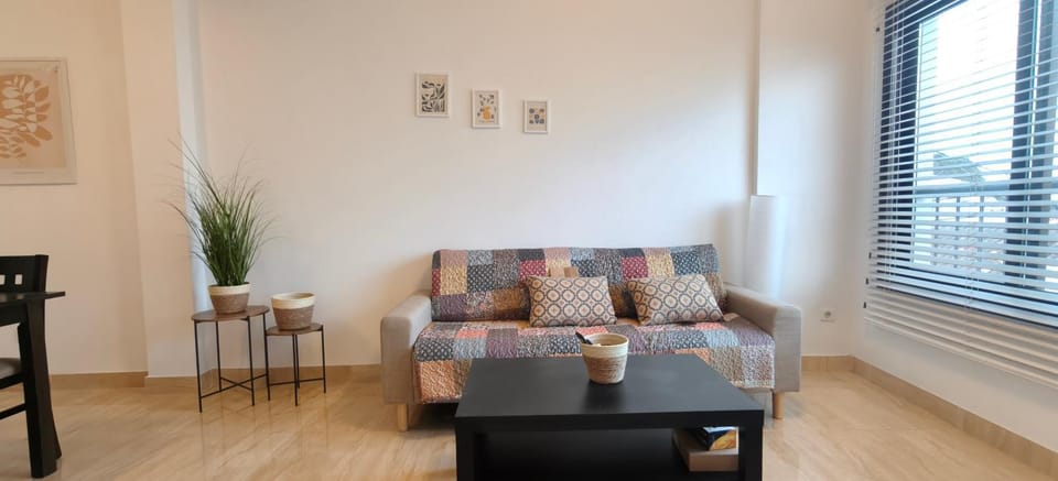 Living room, air conditioner