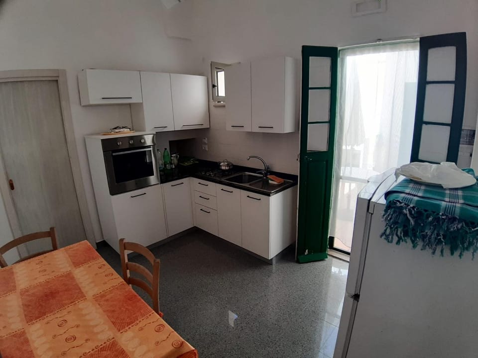 Via Piave 14 House in Santa Cesarea Terme