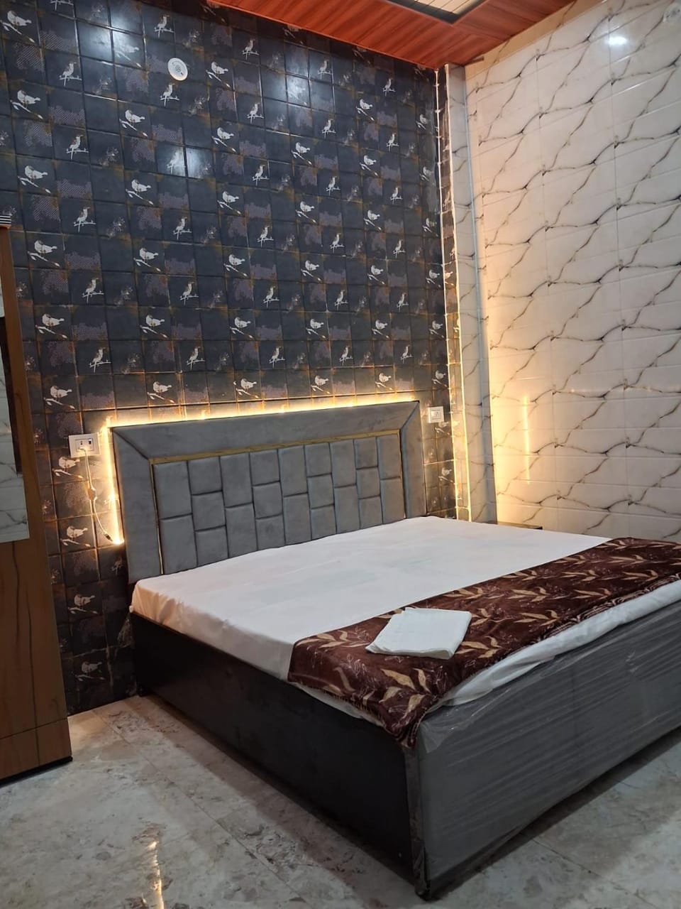 Mormukut residency Bed and Breakfast in Uttar Pradesh