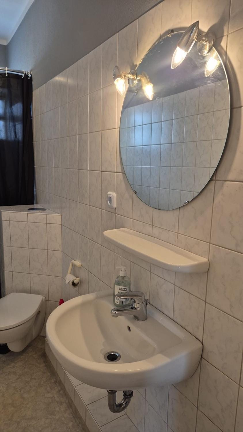 Toilet, Bathroom