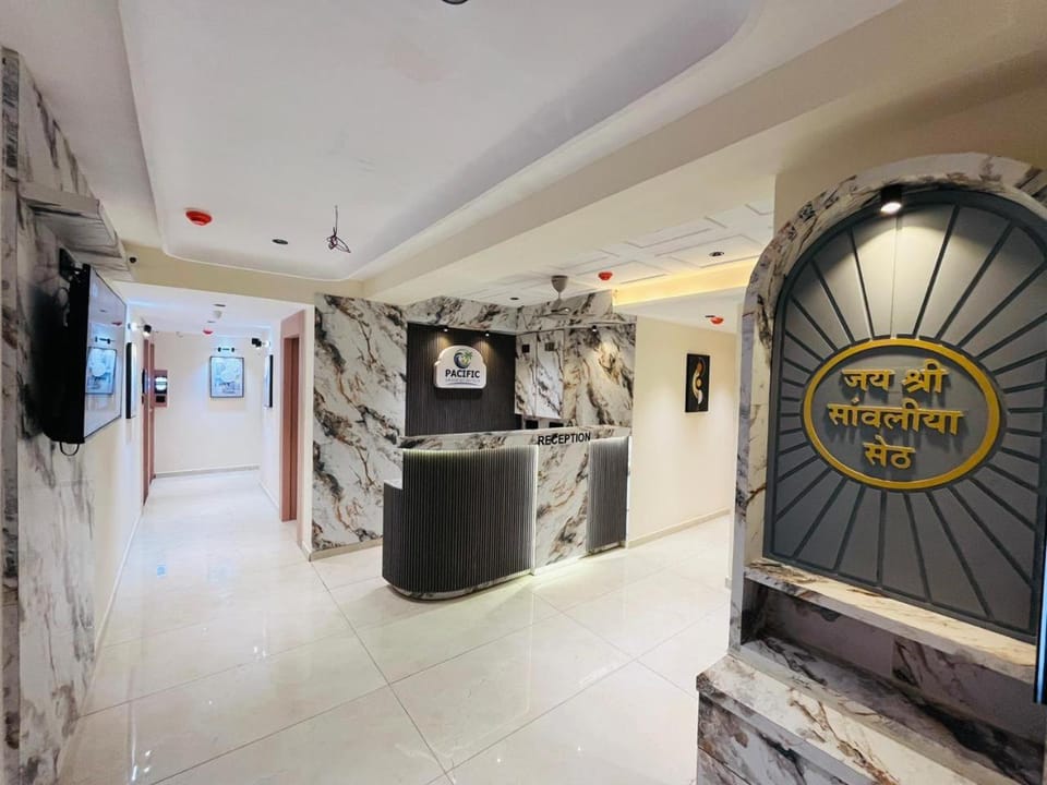 Hotel Pacific Empire Hotel in Ahmedabad