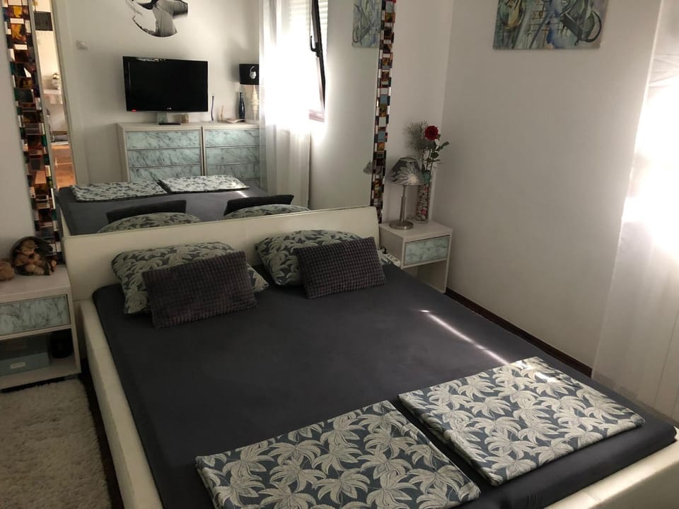 Apartment Sweet Dreams-close to ZOO,Dinamo stadium and the city center Apartment in City of Zagreb