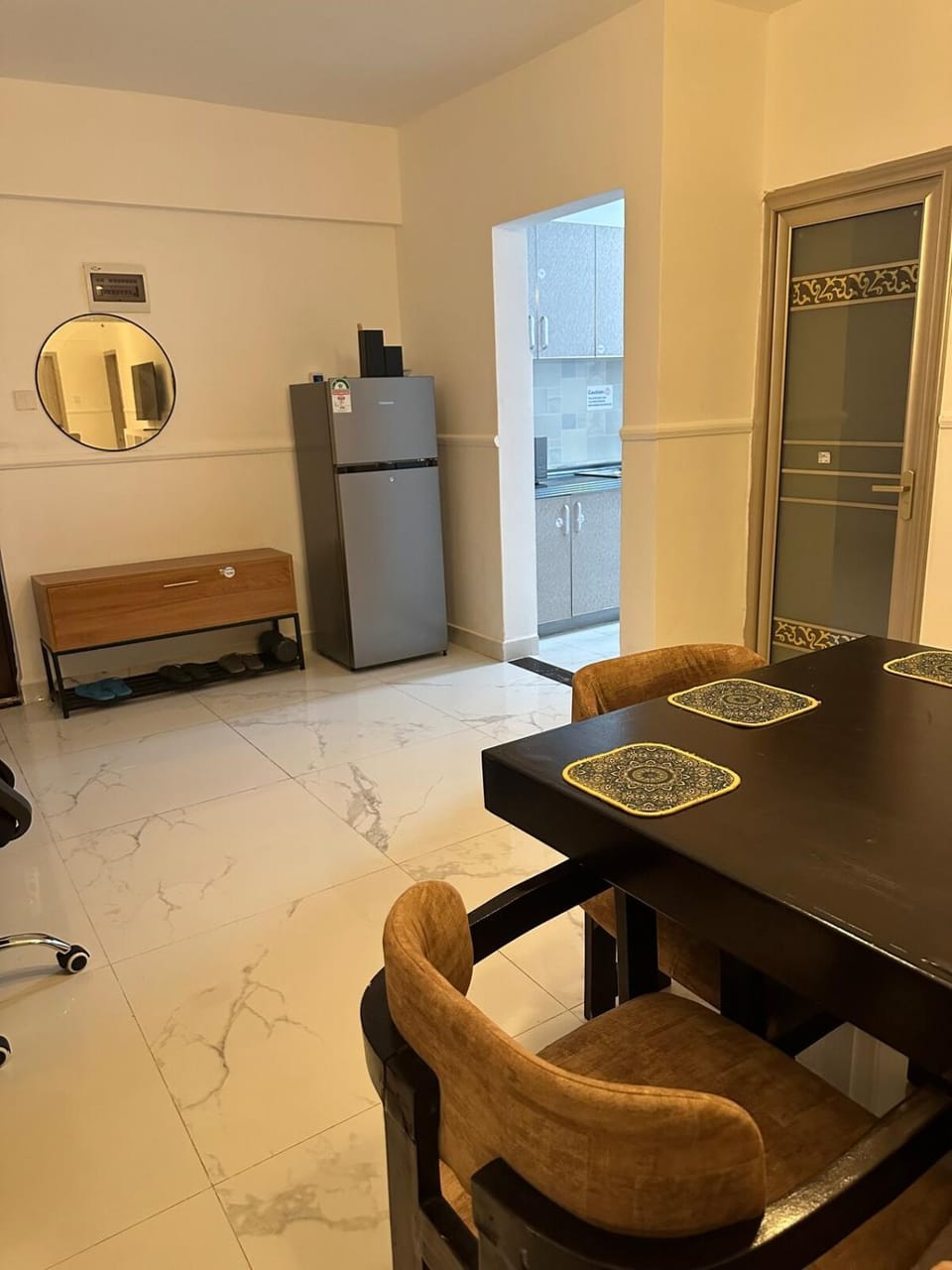 Modern 3BR with 4 Beds Kilimani Near Malls & CBD Apartment in Nairobi County