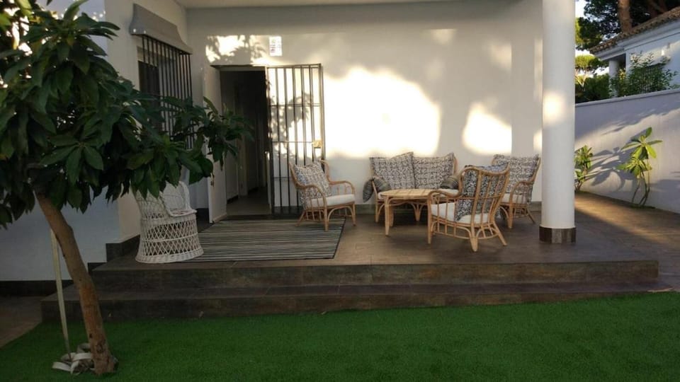 Estupendo Chalet de La Barrosa Piscina Privada Chalet in Chiclana de la Frontera