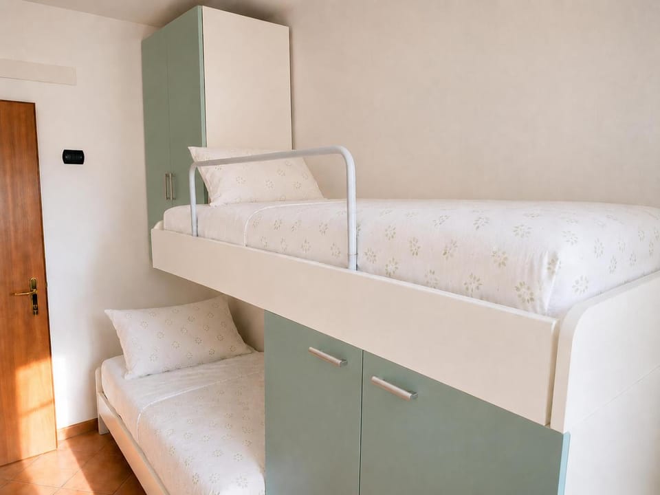 Bed, Photo of the whole room, Bedroom, bunk bed, wardrobe