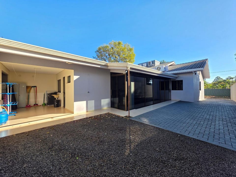 Casa 3 Quartos - ótima area gourmet 10m PY House in Foz do Iguaçu