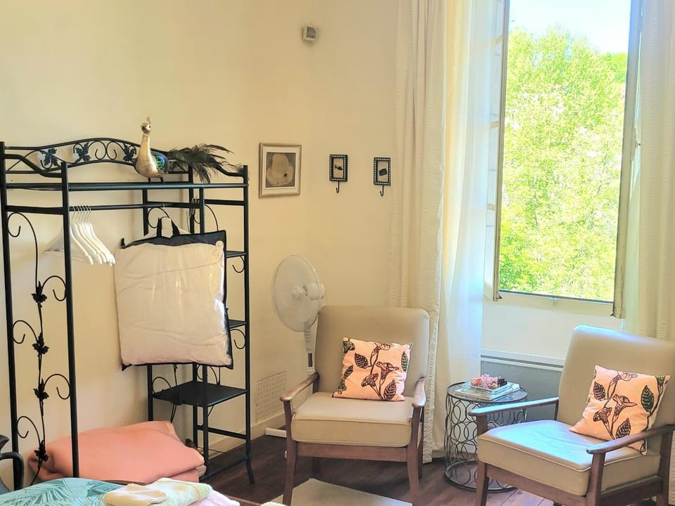 La Chambre d'Artiste Bed and Breakfast in Occitanie