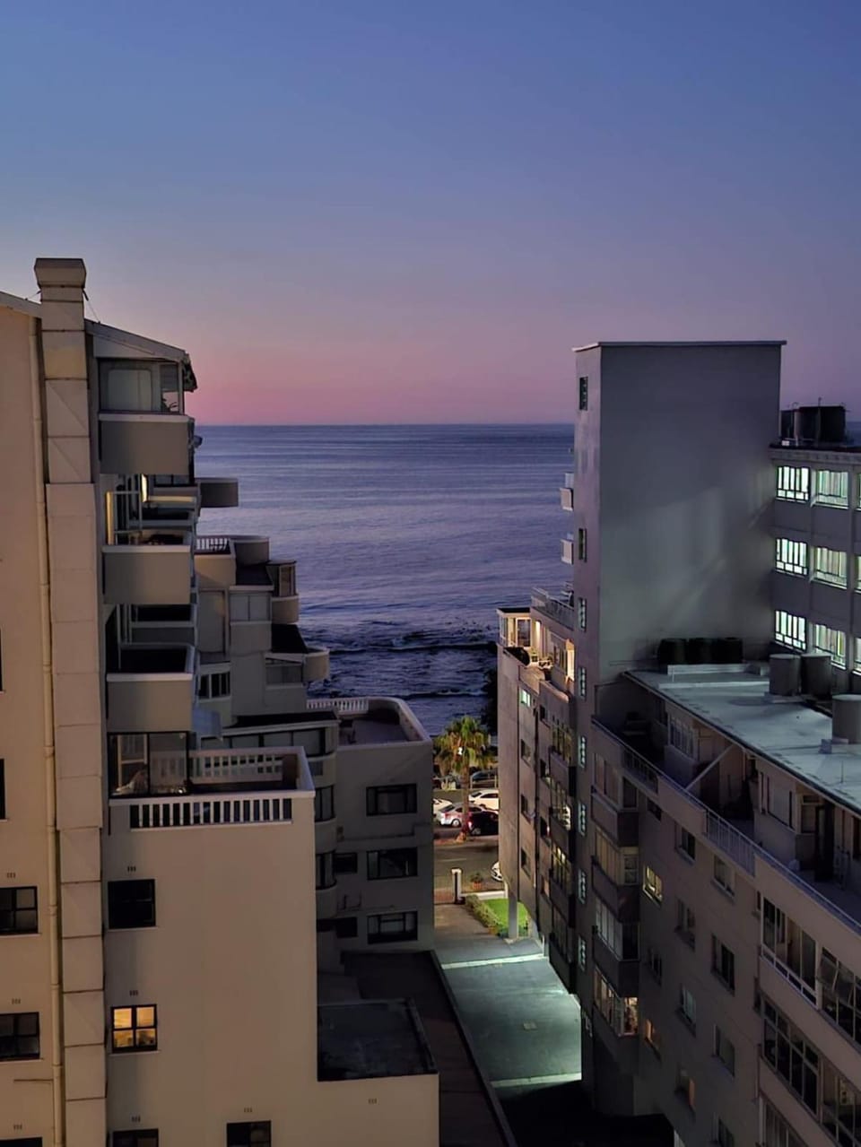 The Flamingo | One Bed | Sea Point Promenade Apartment in Sea Point