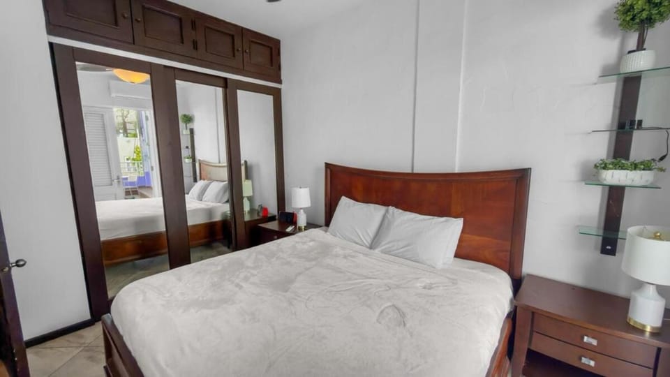 El Industrial Apt For 3 People in Old San Juan Apartment in San Juan