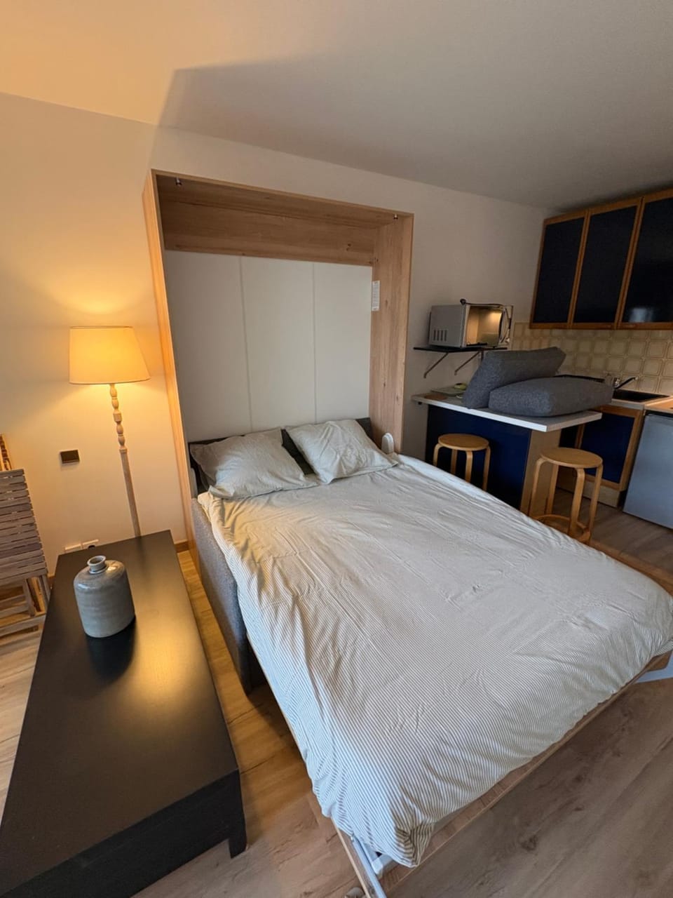 Living room, Bedroom