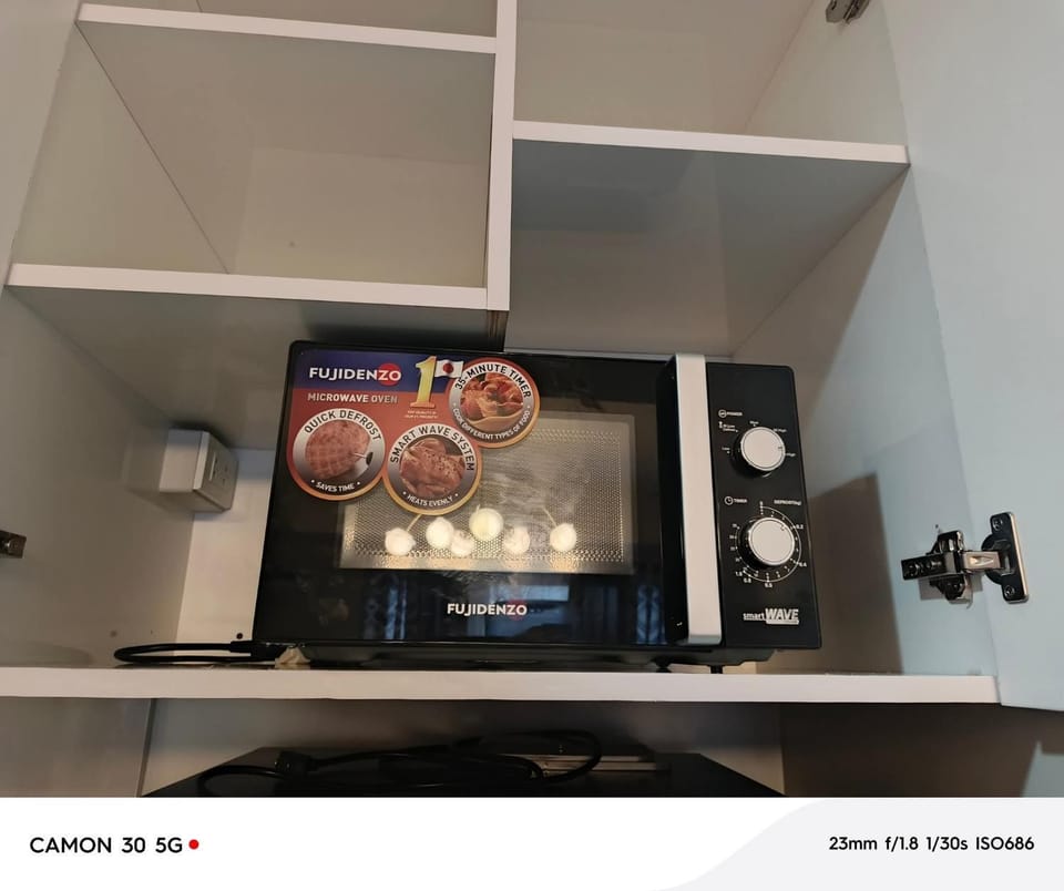 Kitchen or kitchenette, kitchen