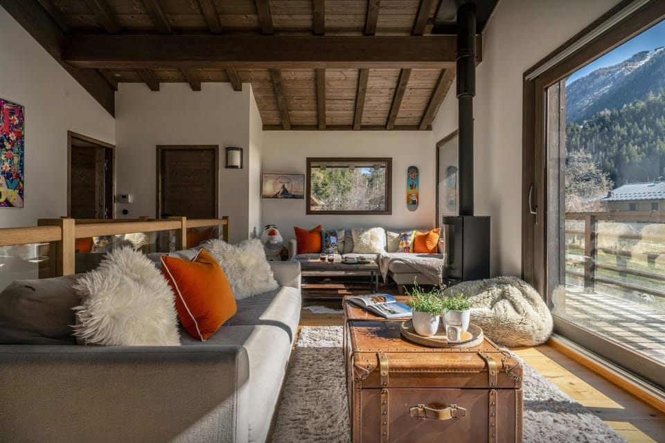 Natural landscape, Living room, Seating area, Mountain view