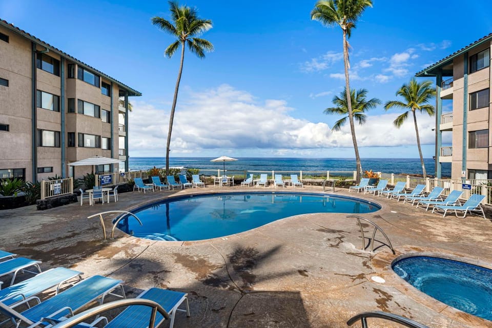 Kona Reef C2 House in Holualoa