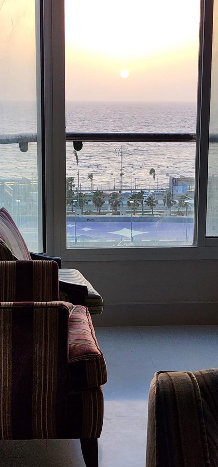 Natural landscape, Living room, Seating area, Sea view, Sunrise, Sunset