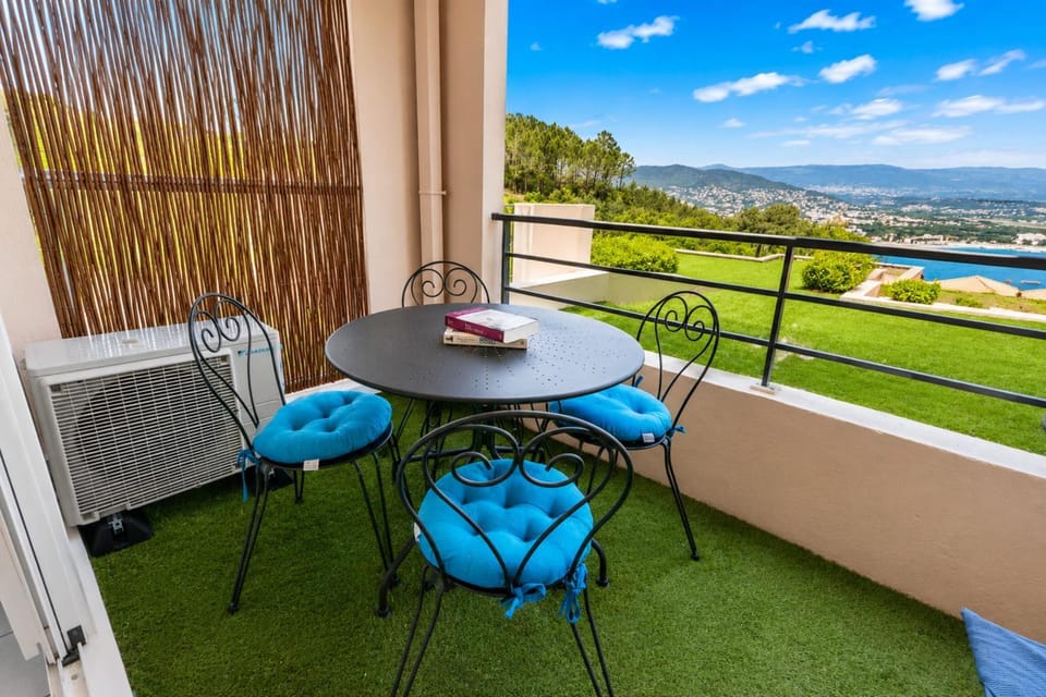 The Horizon - Sea - Swimming pool - Parking - WIFI Apartment in Mandelieu-La Napoule