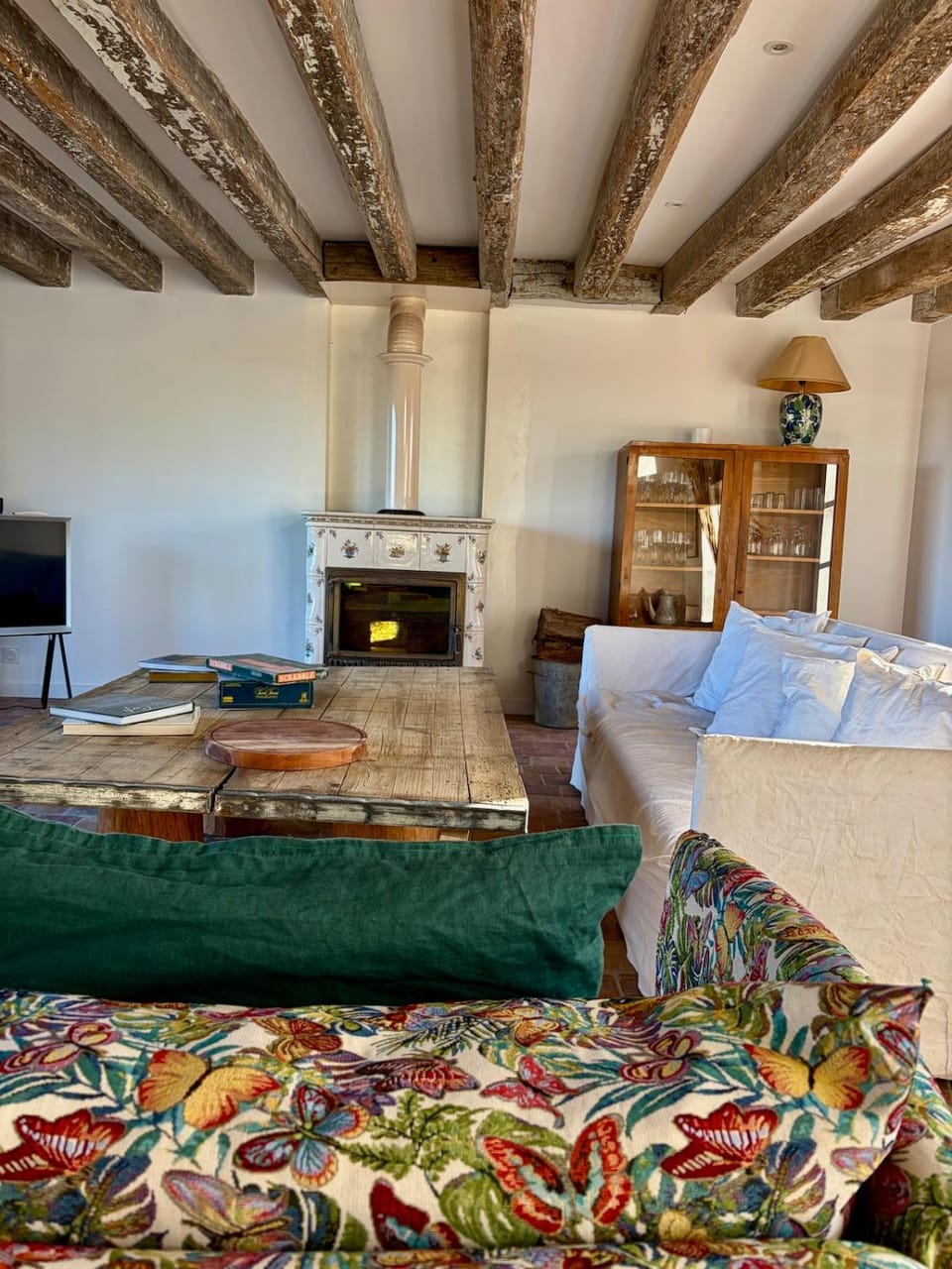 Communal lounge/ TV room