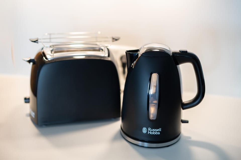 Coffee/tea facilities, Kitchen or kitchenette, toaster