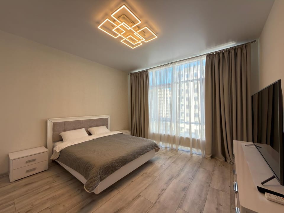 Bed, TV and multimedia, Photo of the whole room, Bedroom, internet, air conditioner