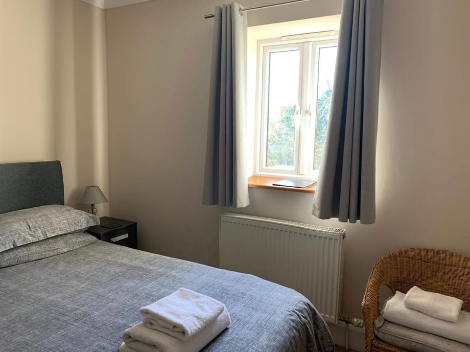 Ballas Farm Country Guest House Bed and Breakfast in Wales