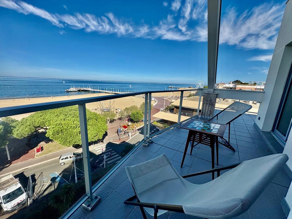 Day, Natural landscape, View (from property/room), Balcony/Terrace, Balcony/Terrace, Sea view, Sea view, Parking