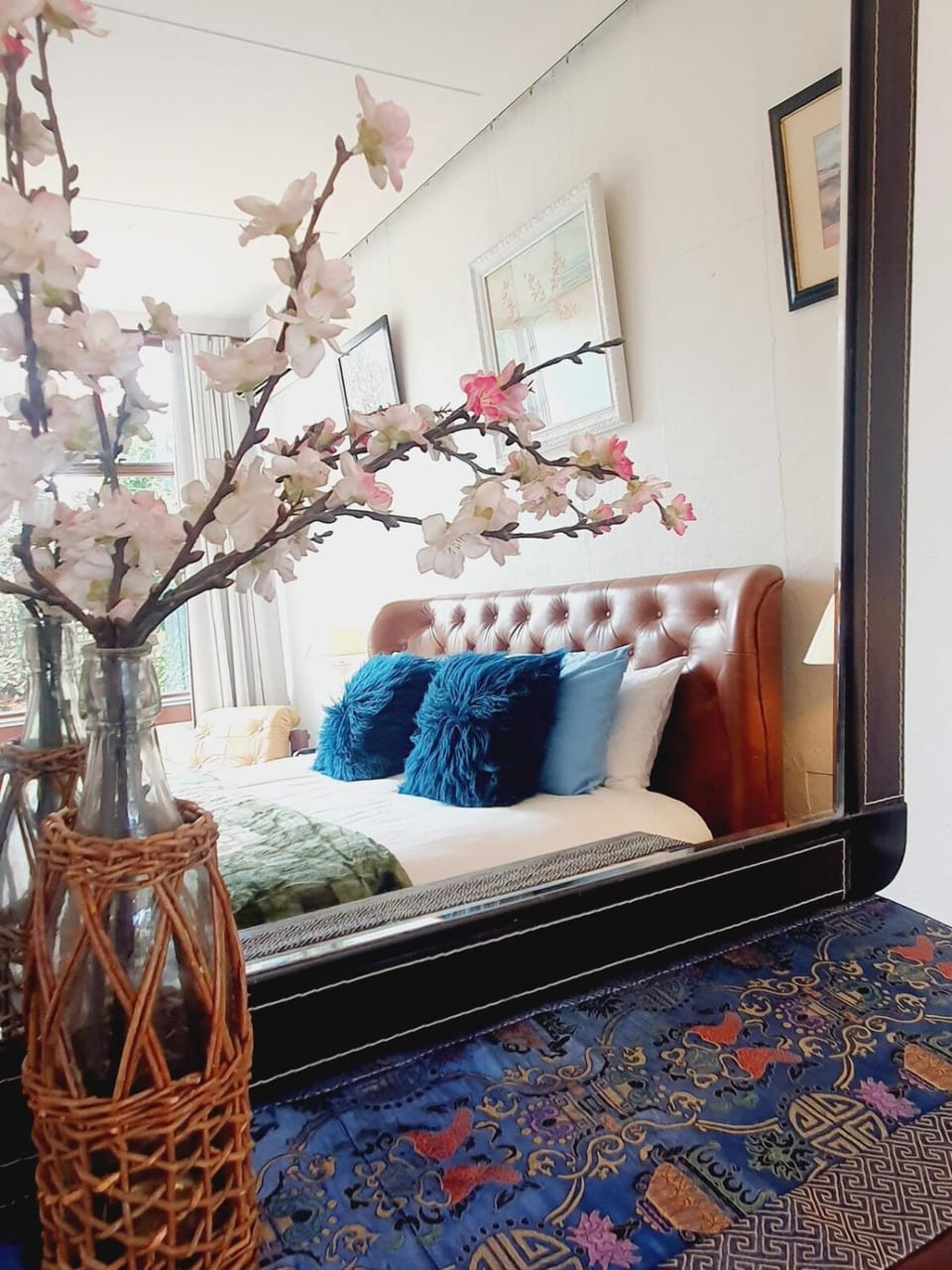 Classic 2BR Guest Suite Near Lake with Garden Oasis Apartment in Molonglo Valley
