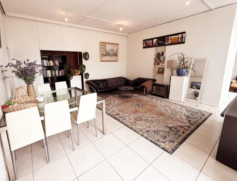 Classic 2BR Guest Suite Near Lake with Garden Oasis Apartment in Molonglo Valley
