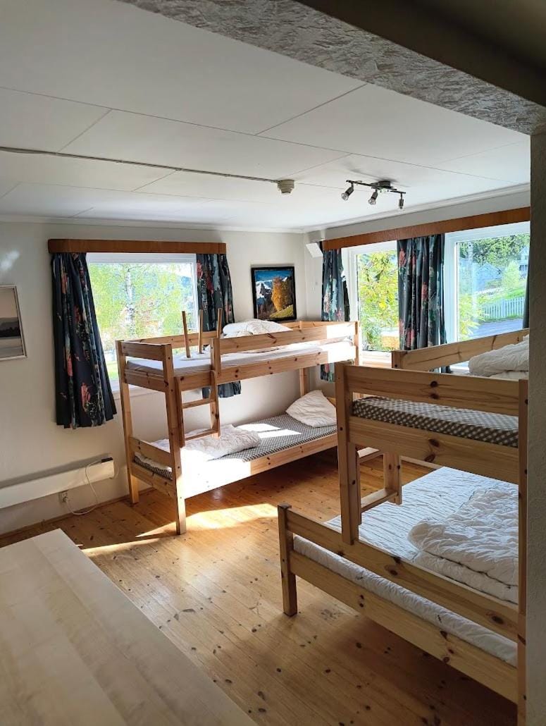 bunk bed
