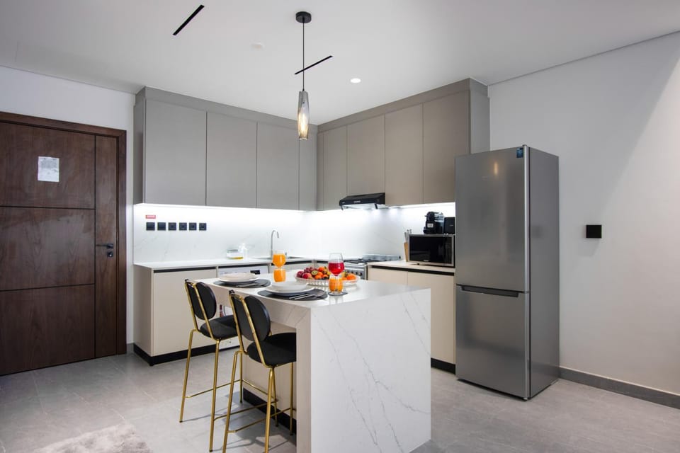 Kitchen or kitchenette, oven, stove