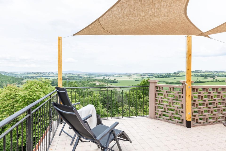 Patio, Spring, Day, Natural landscape, View (from property/room), Balcony/Terrace, Mountain view