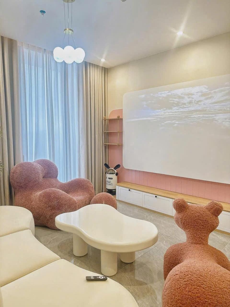 Ngân Kim homstay Hạ Long ICON 40 VIP Apartment in Vietnam