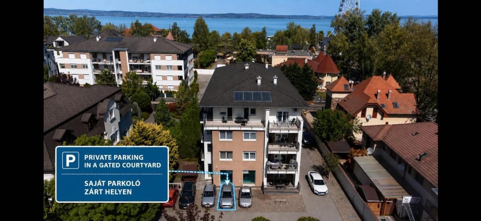 Property building, Neighbourhood, Parking