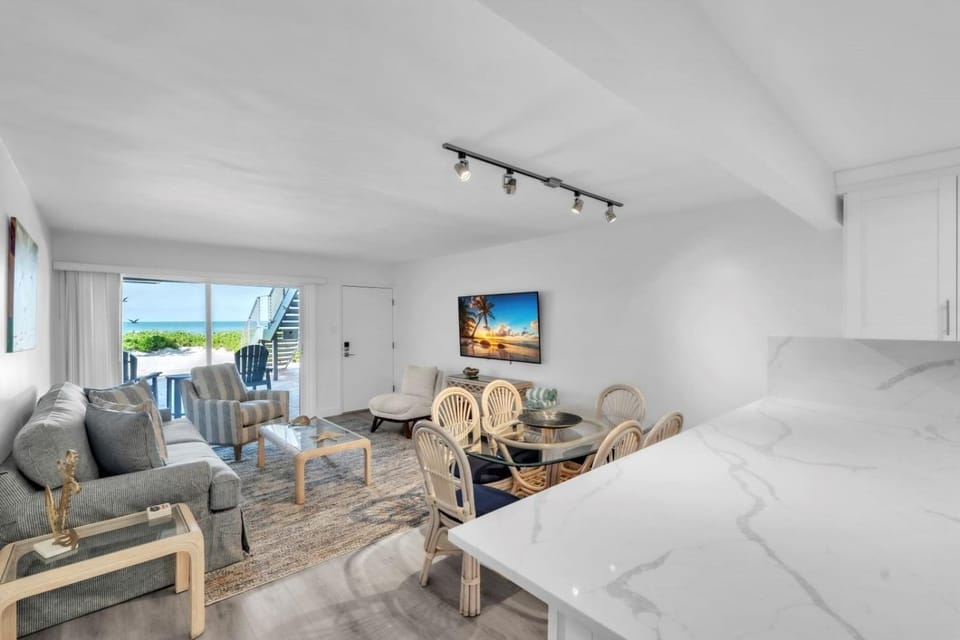 Sea Club 3 Unit 2 home House in Longboat Key