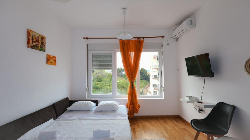 Cozy Sea View Studio Near Porto Montenegro Apartment in Kotor Municipality