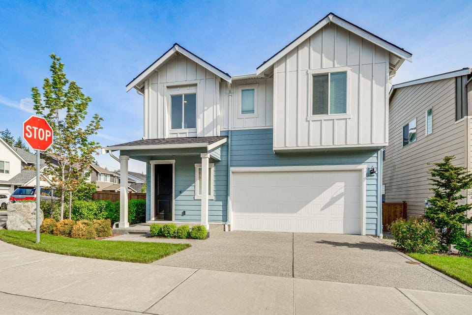 Fenced Yard & Grill! Family Haven in Port Orchard House in Port Orchard