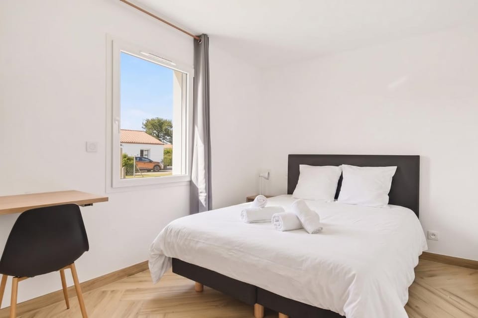 Maison neuve 3 ch : Vendée | Jardin & Plages 18 min Bed and Breakfast in Pays de la Loire