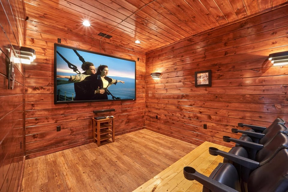 Hilltop Hideaway House in Sevier County