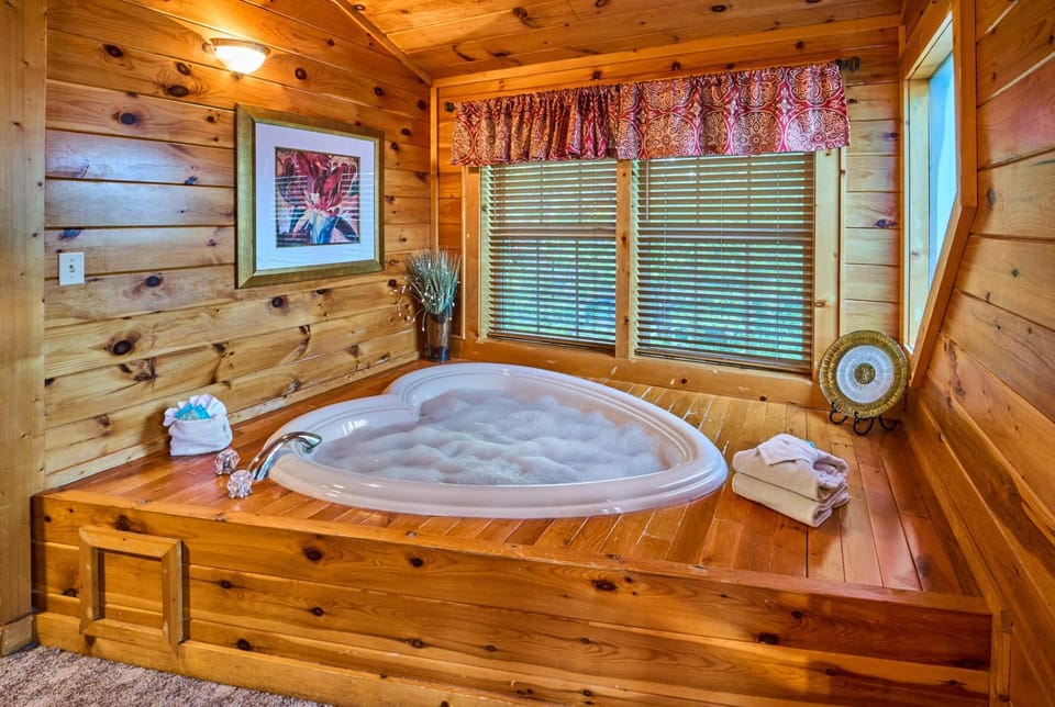 Mountain Splash House in Gatlinburg