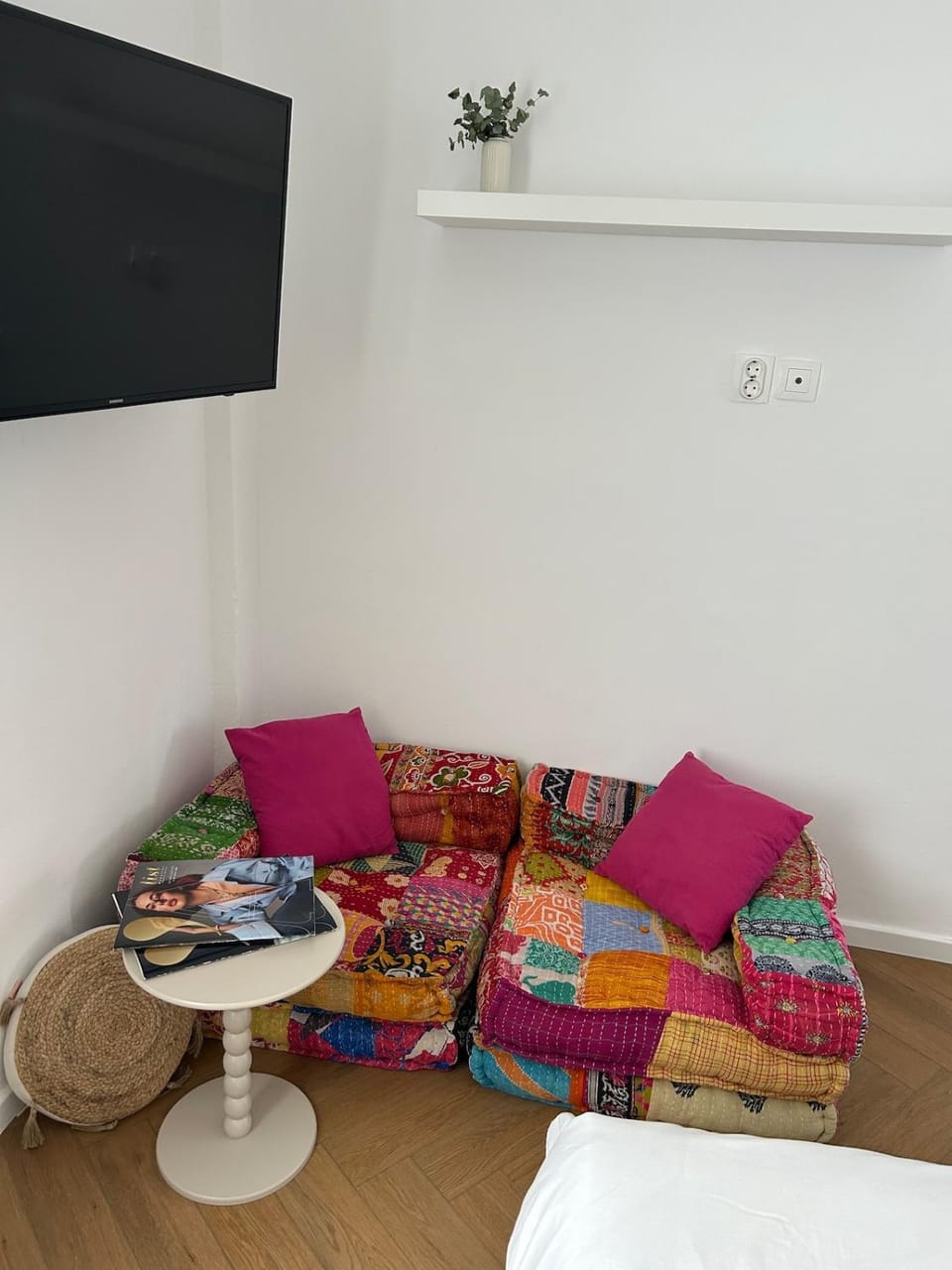 Doro Studio - your central, stylish & cozy retreat Apartment in Bucharest