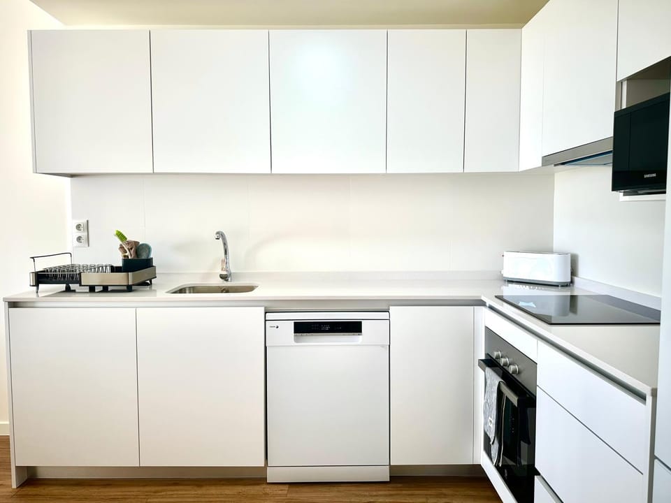 Kitchen or kitchenette, kitchen
