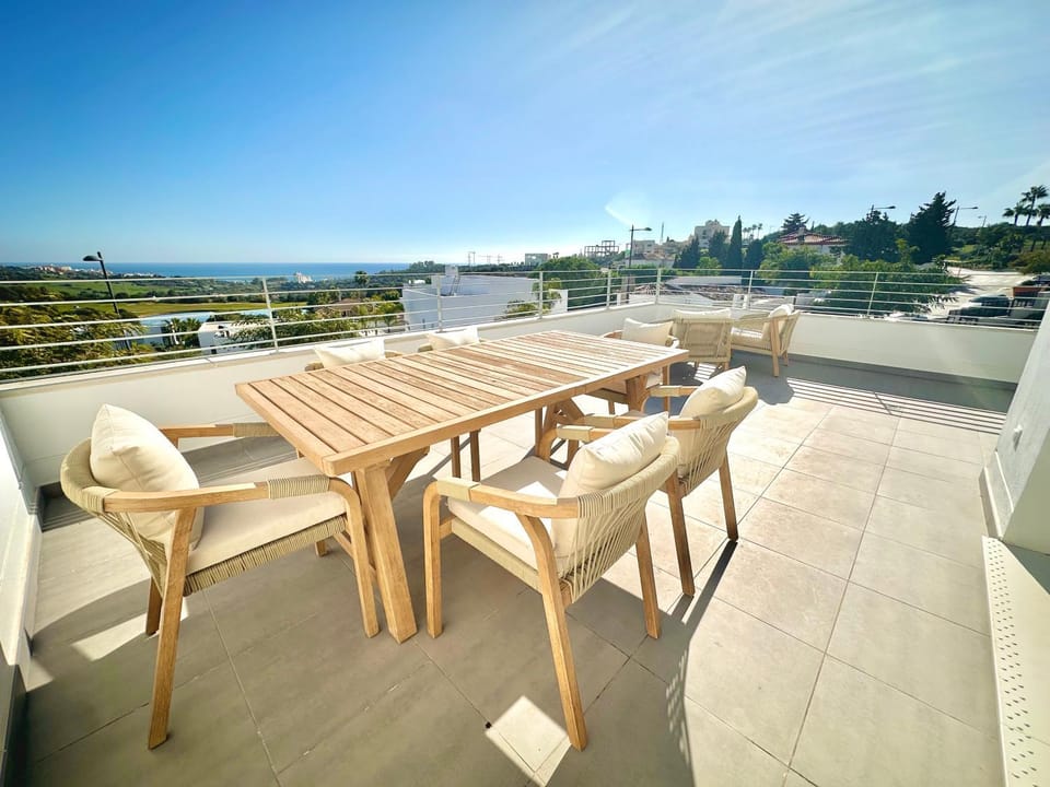 Balcony/Terrace, Balcony/Terrace, Sea view