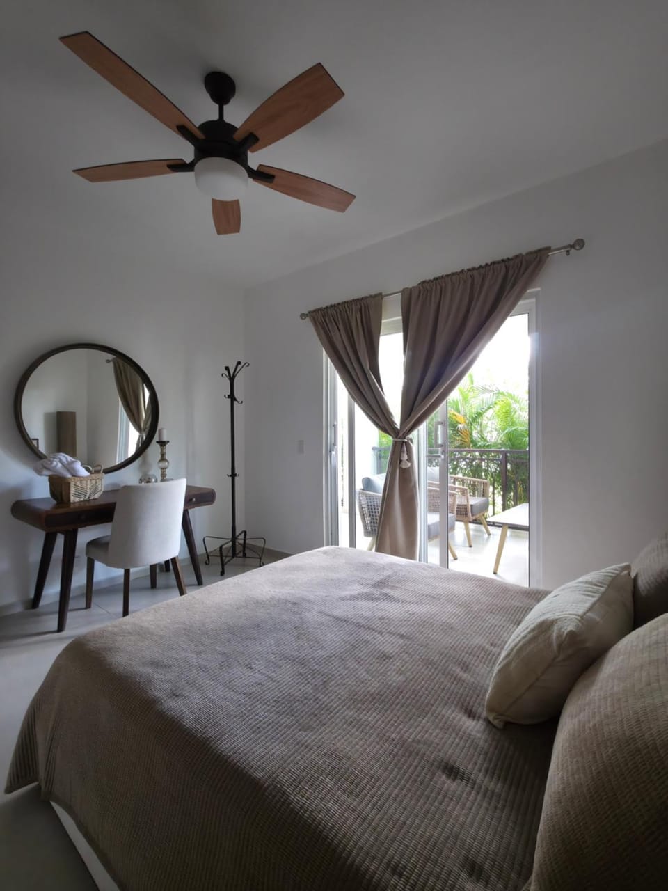 Esprit Caribbean F-1 Apartment in Los Melones