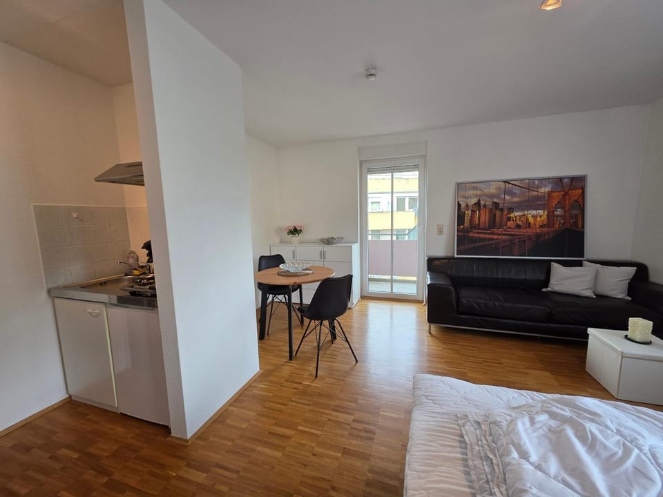 Balkon, Festungsblick - Stadtnahe Wohnung Apartment in Wurzburg