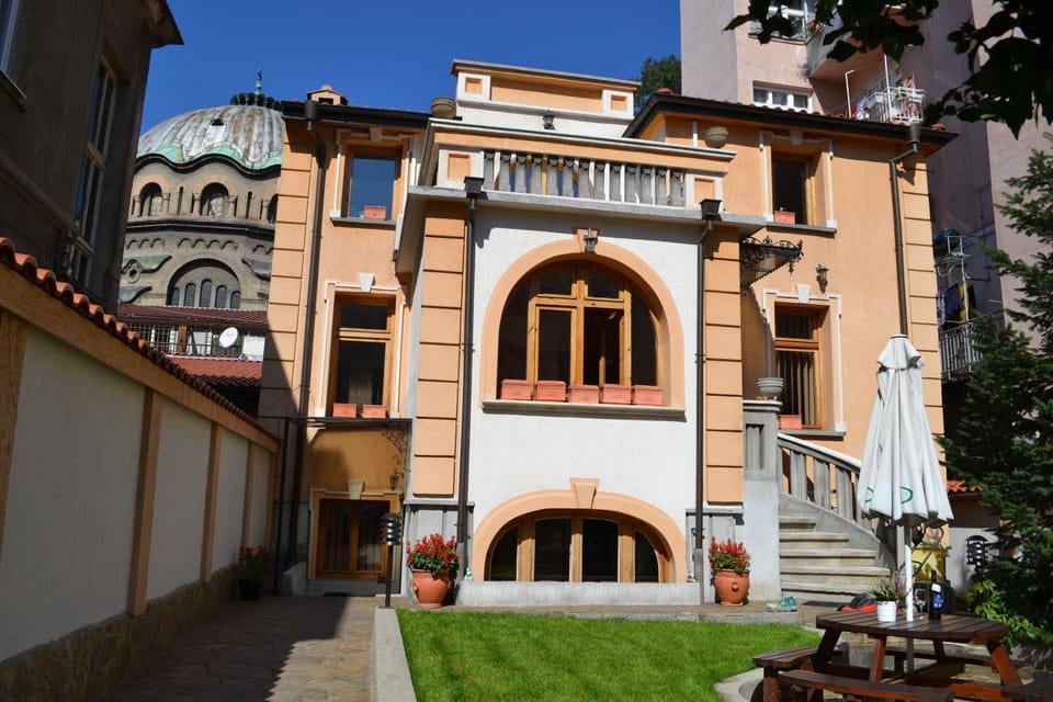 Facade/entrance, Garden