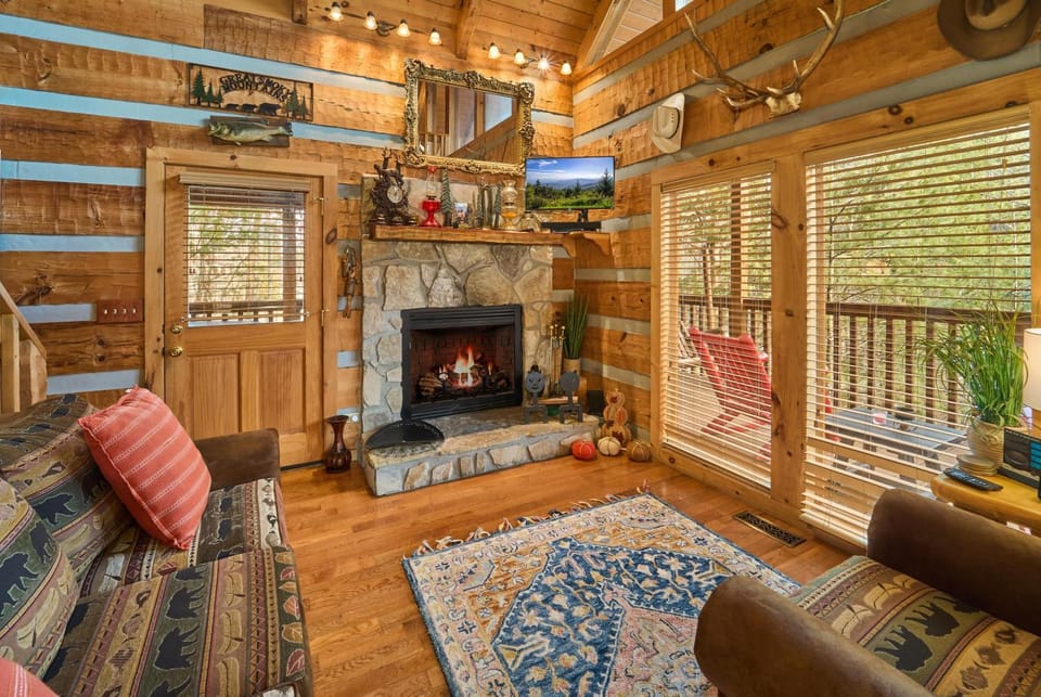 Moonlight Obsession House in Pigeon Forge
