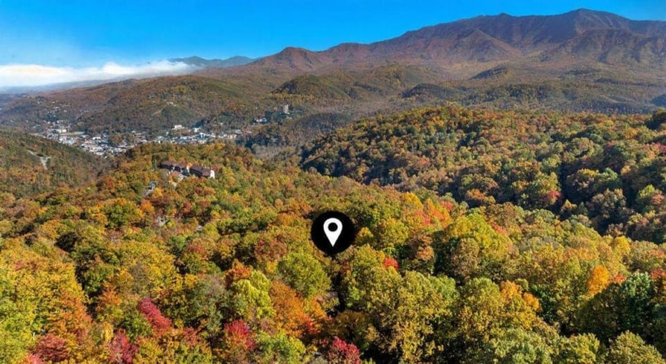 Soakin Up The Views House in Gatlinburg
