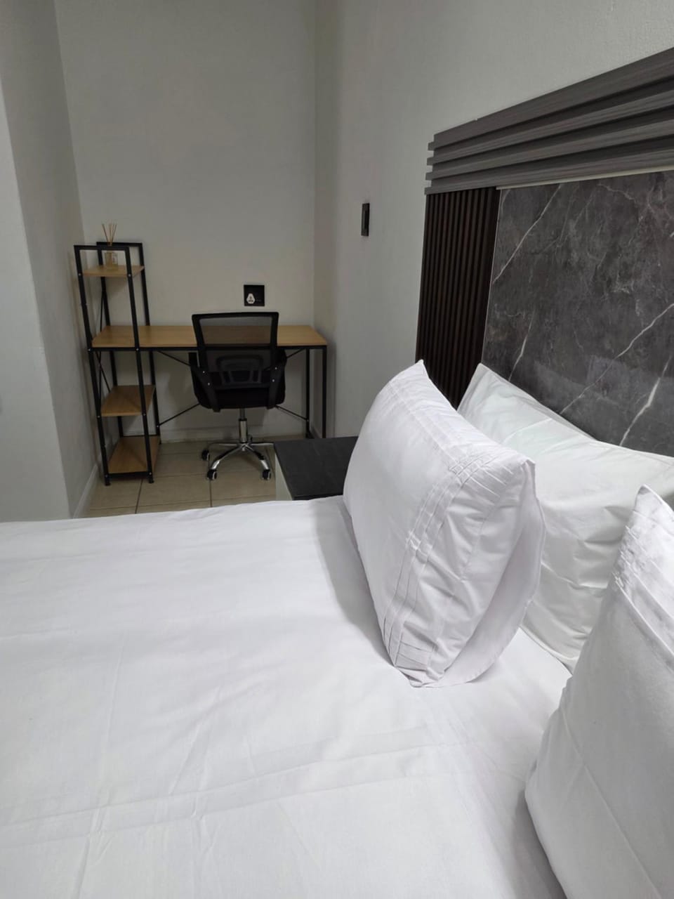 Rivonia Laxe Bed and Breakfast in Sandton