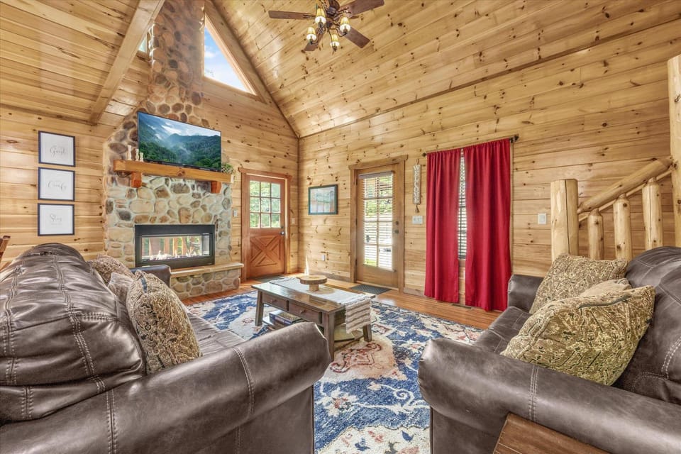 Feels Like Home House in Pigeon Forge